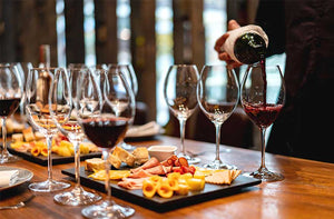 Six Tips for a Successful Wine Tasting